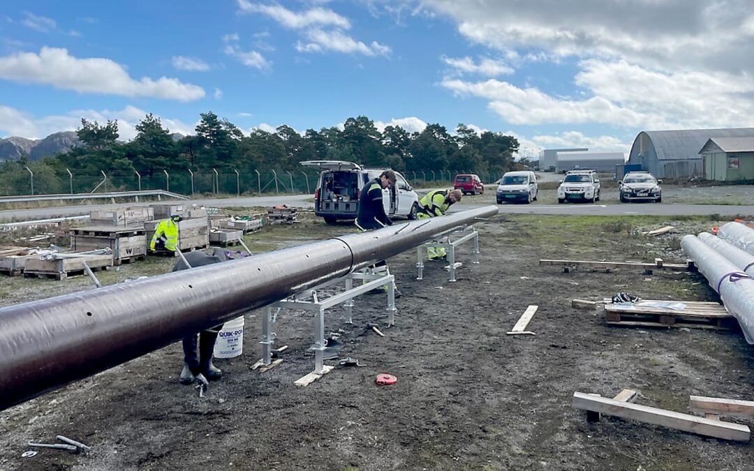 Fagne and Comrod install poles for subsea cable connection